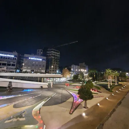 Апартаменты Square