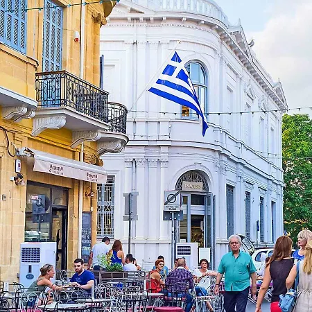 Square * Nikosia