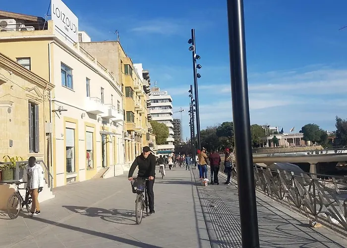 Square アパート *