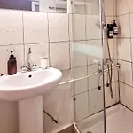 Apartment Square *